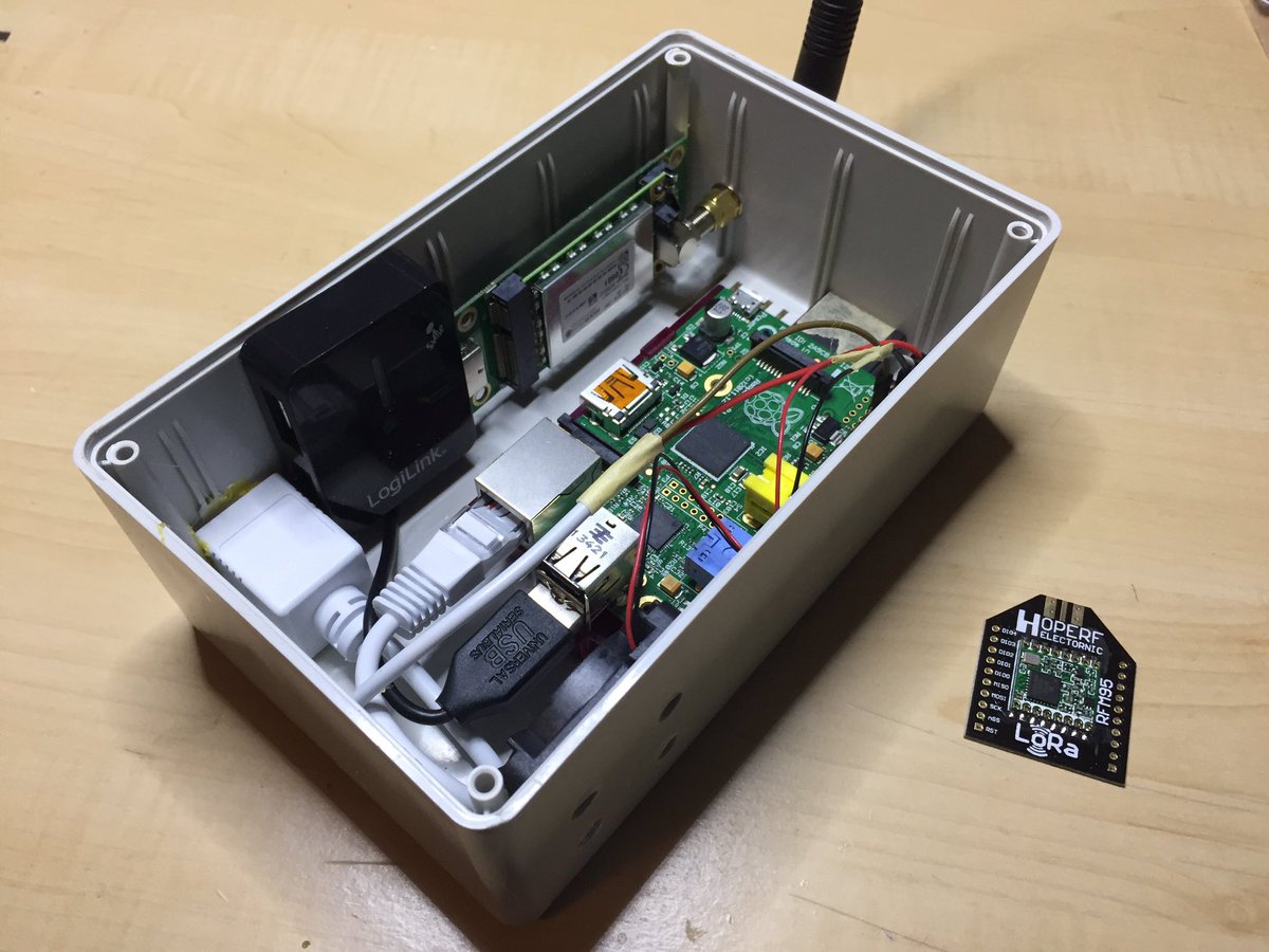 Live #iot #lora  erleben, #feinstaub #sensor &amp; #lorawan gateway bauen; #Entwickler &amp; #Maker beim #ttnregstg ab16Uhr 
meetup.com/de-DE/The-Thin…