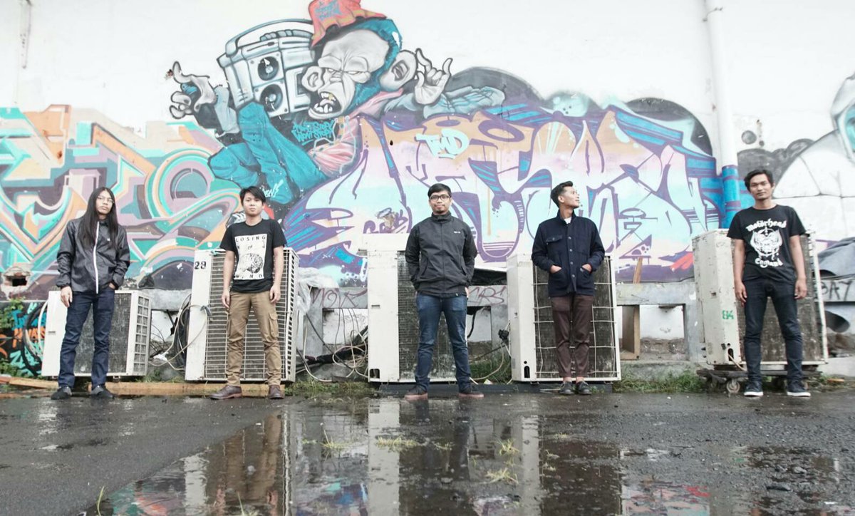 RollingStoneINA tweet picture