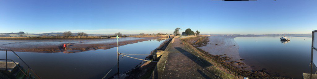TurfLocksPub's tweet photo. A winter morning doesn't get better than this https://t.co/YEM4n7yhwy
