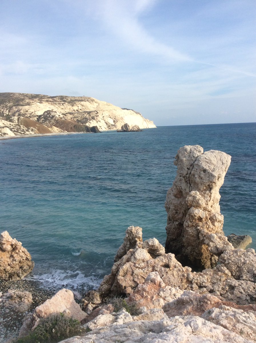 Cyprus_Sov's tweet photo. #Coastal scenery close to #AphroditiesRock is worth the #Venture https://t.co/xpfEPZI2Kf