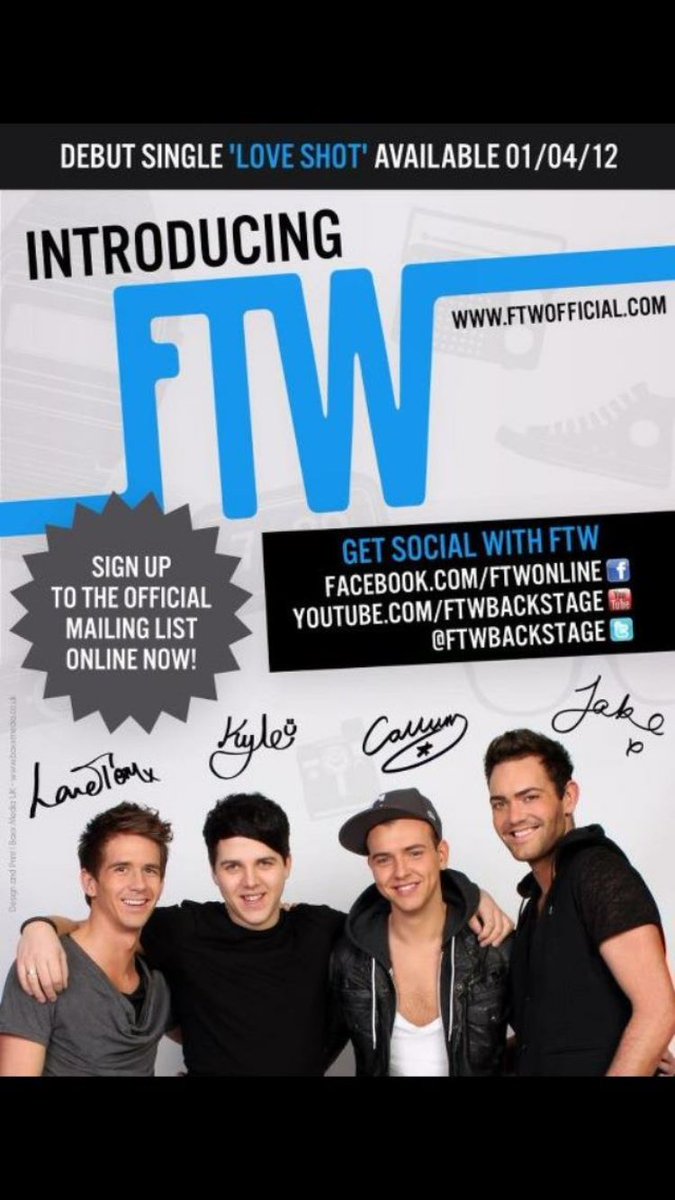 JakeMaddocks_'s tweet photo. #ThrowBack @KyleJPassmore @PWTommyP @PWCalzy  #FTW #LoveShot 😀🎙🎶🎼 https://t.co/AFfDitxaDo
