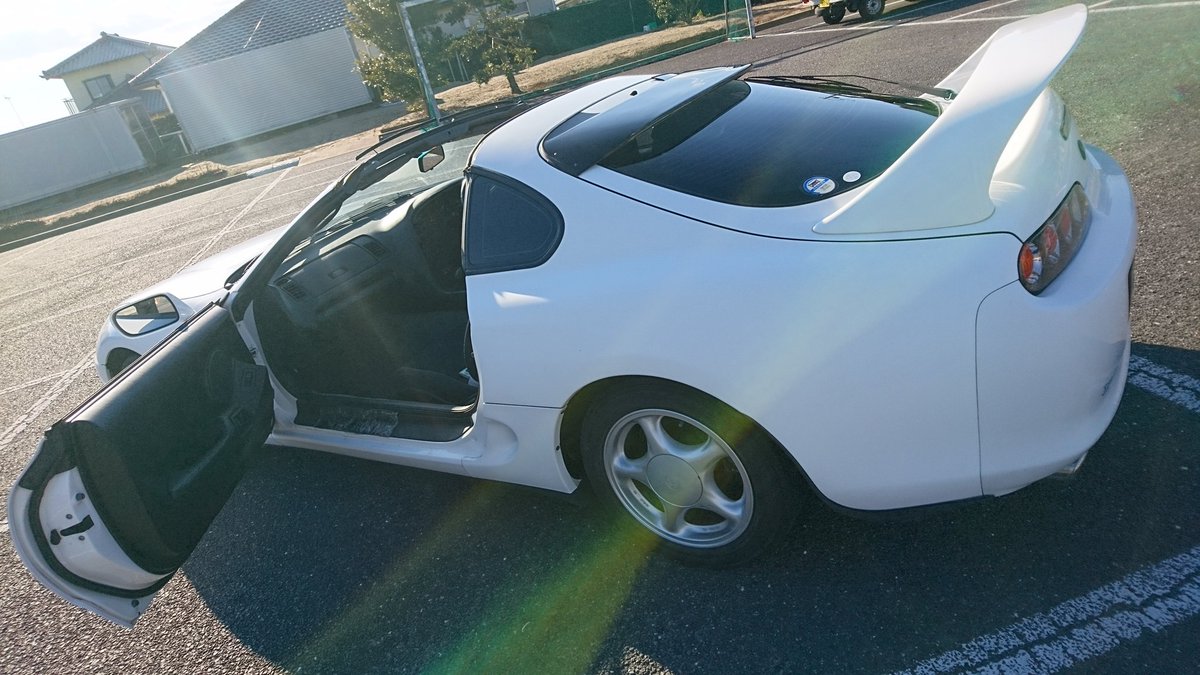 Garage_OKW's tweet image. 先日ですが80スープラのエアロトップ買いました！
ようやく一番好きなクルマを買えたのでじっくりゆっくりやってきたいと思いますのでよろしくお願いします！