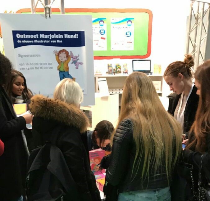 Zoek <a href="/Lilalein/">Marjolein Hund</a>... Druk bij de signeersessie van Marjolein Hund! #not2017