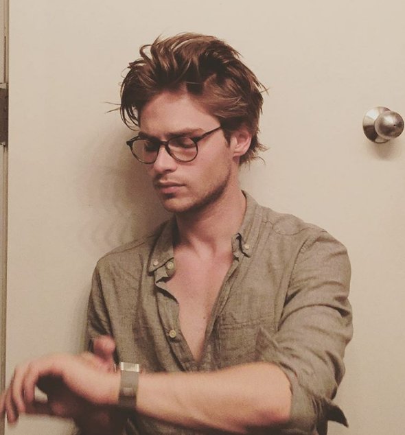 ƛƊƦƖЄƝ ƛƓƦЄƧƬЄ (@xmchatnoir) on Twitter photo 