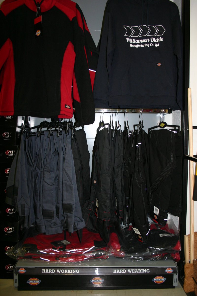 BuildbaseOakham's tweet image. Check out our new Dickies range at @BuildbaseOakham  today. 
thanks to @Dickies and @Matt_Tomo2290 .