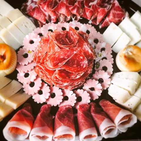VisualFoodworld's tweet photo. These are some creations from “Quelli del VisualFood” group! Subscribe in our community for free: https://t.co/GZ2TH5lVKY https://t.co/vhTv5Z0yx0