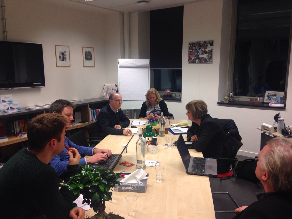 Startup_Adam's tweet image. Yesterday's meeting w/ @hva: discussing a new study programme for middle school #informatica teachers #Coding4Amsterdam #startupAMS #nltech