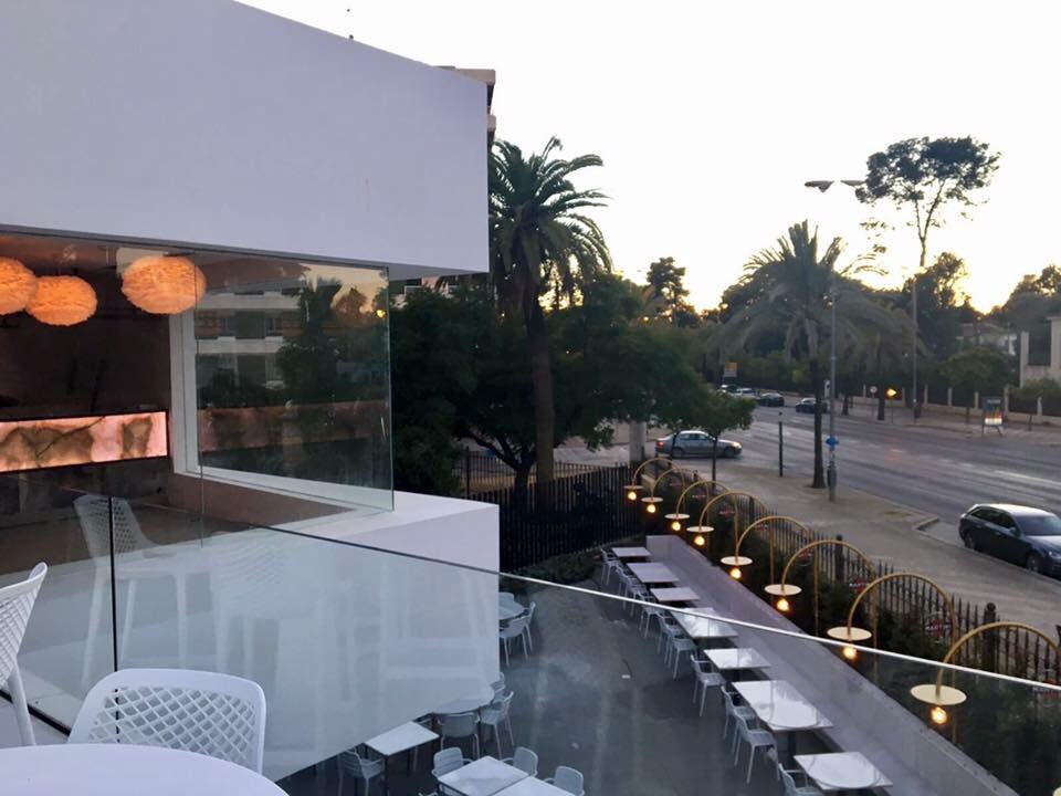 PUERTOCLEAN's tweet photo. Comenzamos con la Limpieza de obra y Mantenimiento de Hontoria Garden Bar #comprometidos https://t.co/zxvYasM43T