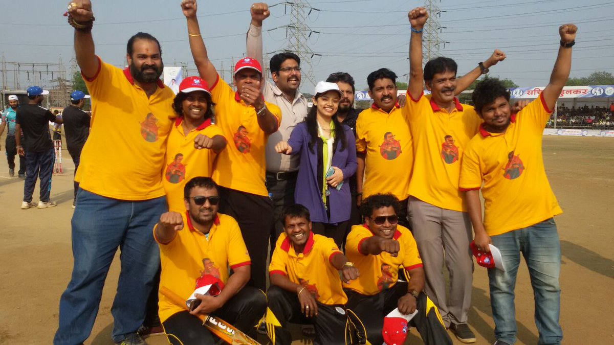 teambhadrakali's tweet photo. @GelaUdat  Vs @EkShoonyaTeen https://t.co/8WHB9NFNmn