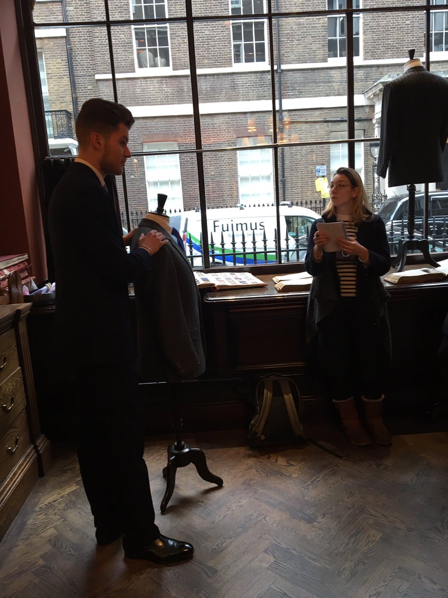 zambuni's tweet photo. Next stop #andersonsheppardtailors #madeinmayfair @ClassicBoatMag @hannahteare @The_Sybarite @IciLondres2012 https://t.co/VyB3g4maCF