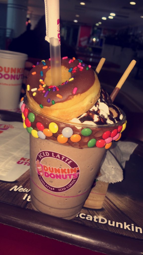 gabriellawrk's tweet photo. #magicatdunkin #callitmagic @DunkinDonuts #finalMood #LIU https://t.co/AAtlRjkuSv
