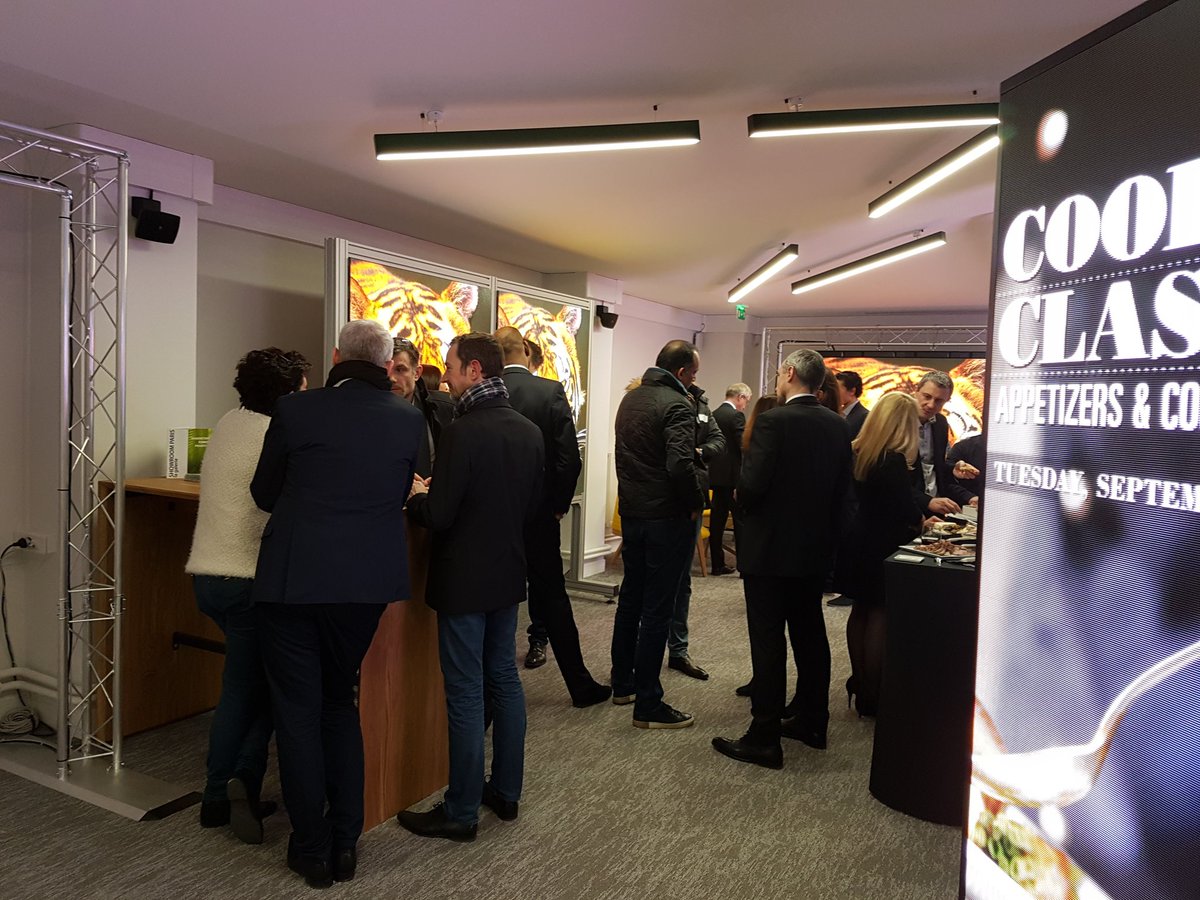 RaphaelSIDEV's tweet photo. #sidev showroom opening in #Paris #ABSEN #leyard https://t.co/JJHYG4eeF4