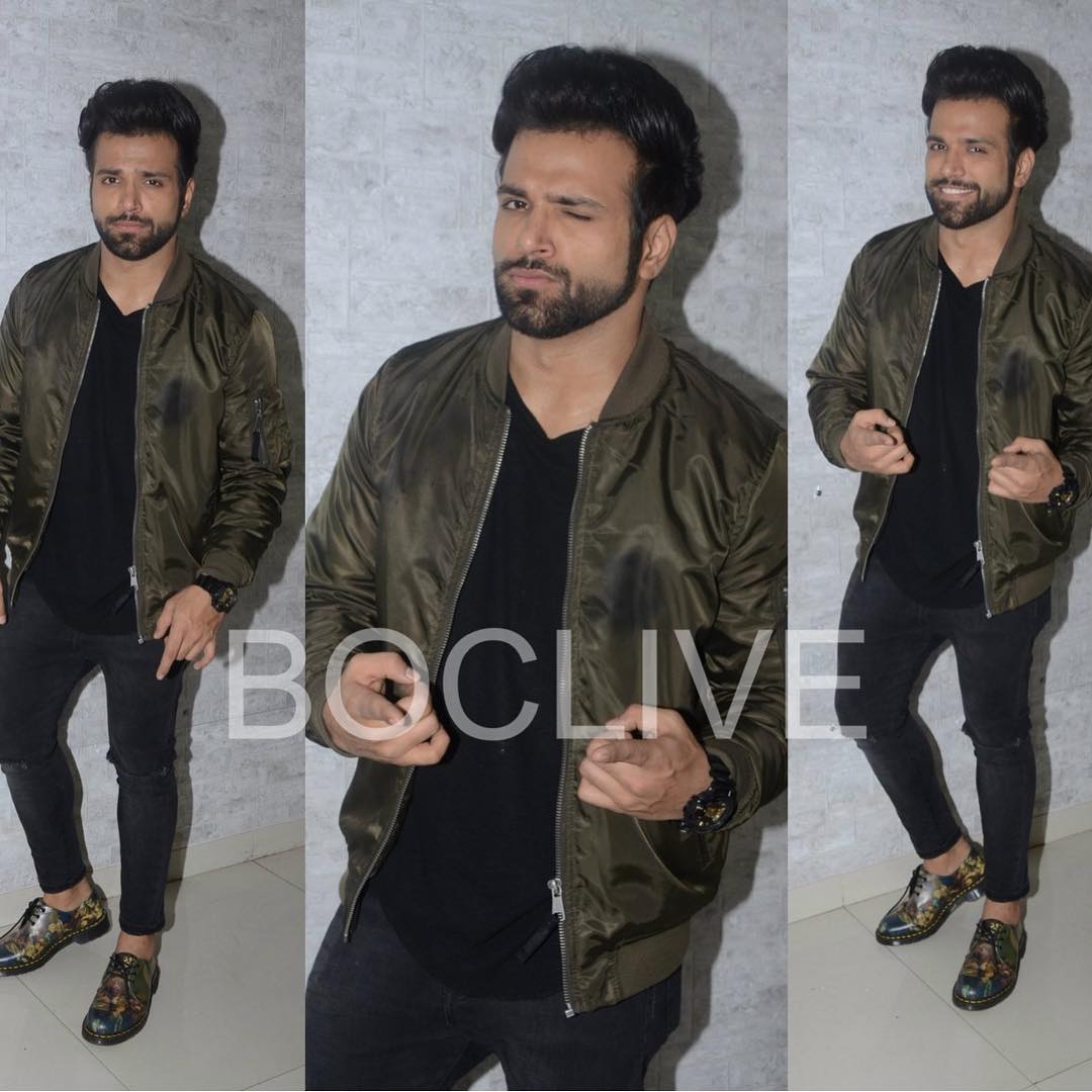 AshvikRithAsha's tweet photo. https://t.co/QfcckzbPhA post @rithvik_RD snapped at photoshoot #BOCLIVE #BOC #BusinessOfCinema https://t.co/rOTfqC0rp5 https://t.co/pKG9EF4cZC