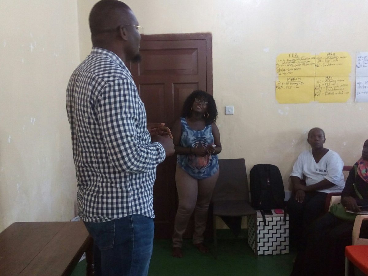 swahilipothub's tweet photo. @MwangiQueeny moderating the chat with the community @SEACOM https://t.co/v5ITDQTrWu