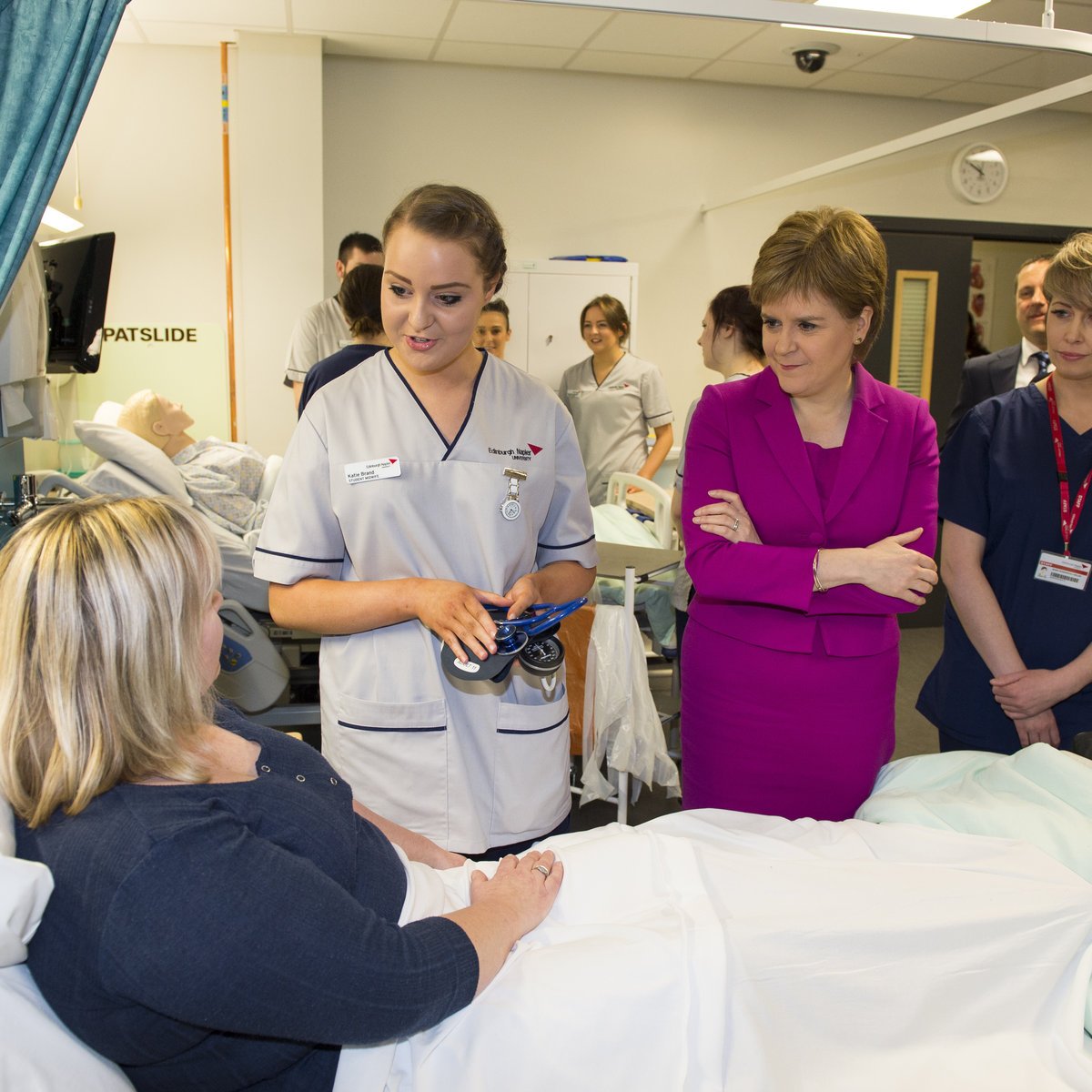 EdinburghNapier's tweet photo. First Minister @NicolaSturgeon visits @EdinburghNapier as @scotgov announces an extra £3m to support student nurses: https://t.co/80TSawinaL https://t.co/VcZxlD7Vw6