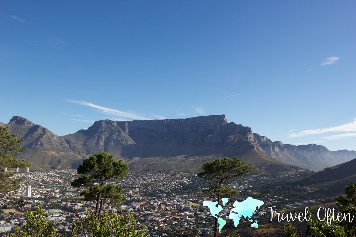Traveloften_NL's tweet photo. Koop hier in één keer al je tickets voor de Big7 in Kaapstad. https://t.co/aRcbcLJkgu https://t.co/f4eDvm5oqt