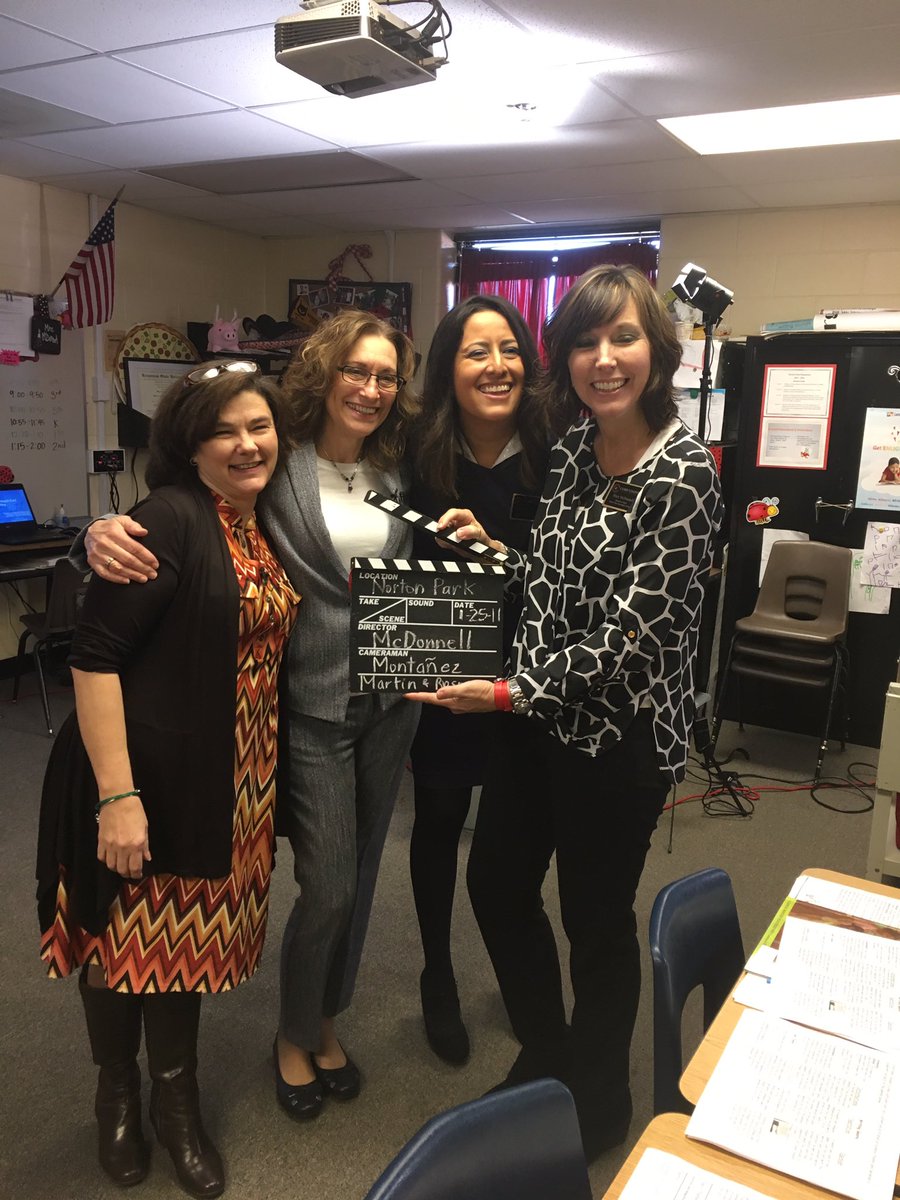 LuzMontanez3's tweet photo. Always fun @NPKEagles our District Coaches sharing cross-curricular ideas that would last a lifetime @CCSDTitleONE @Cobb_SS @cobbscience https://t.co/D2ymFWLZ9z