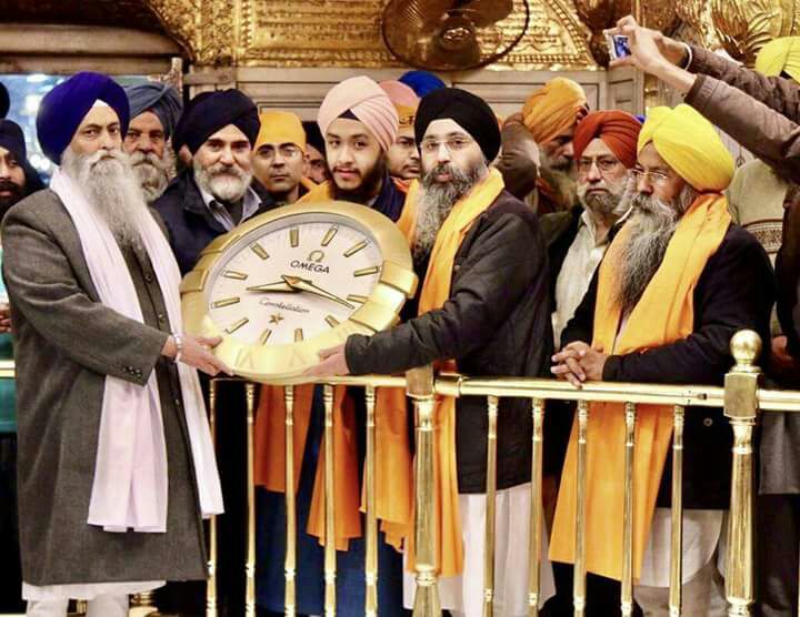 jsb_02's tweet image. #omega #7watches #7lac per watch #goldentemple #gift