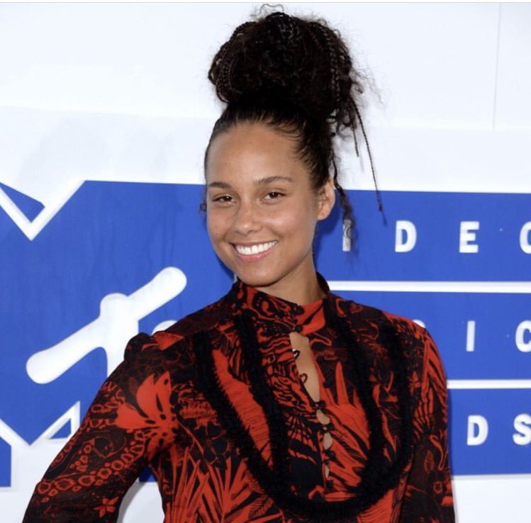 Happy birthday Alicia Keys! 