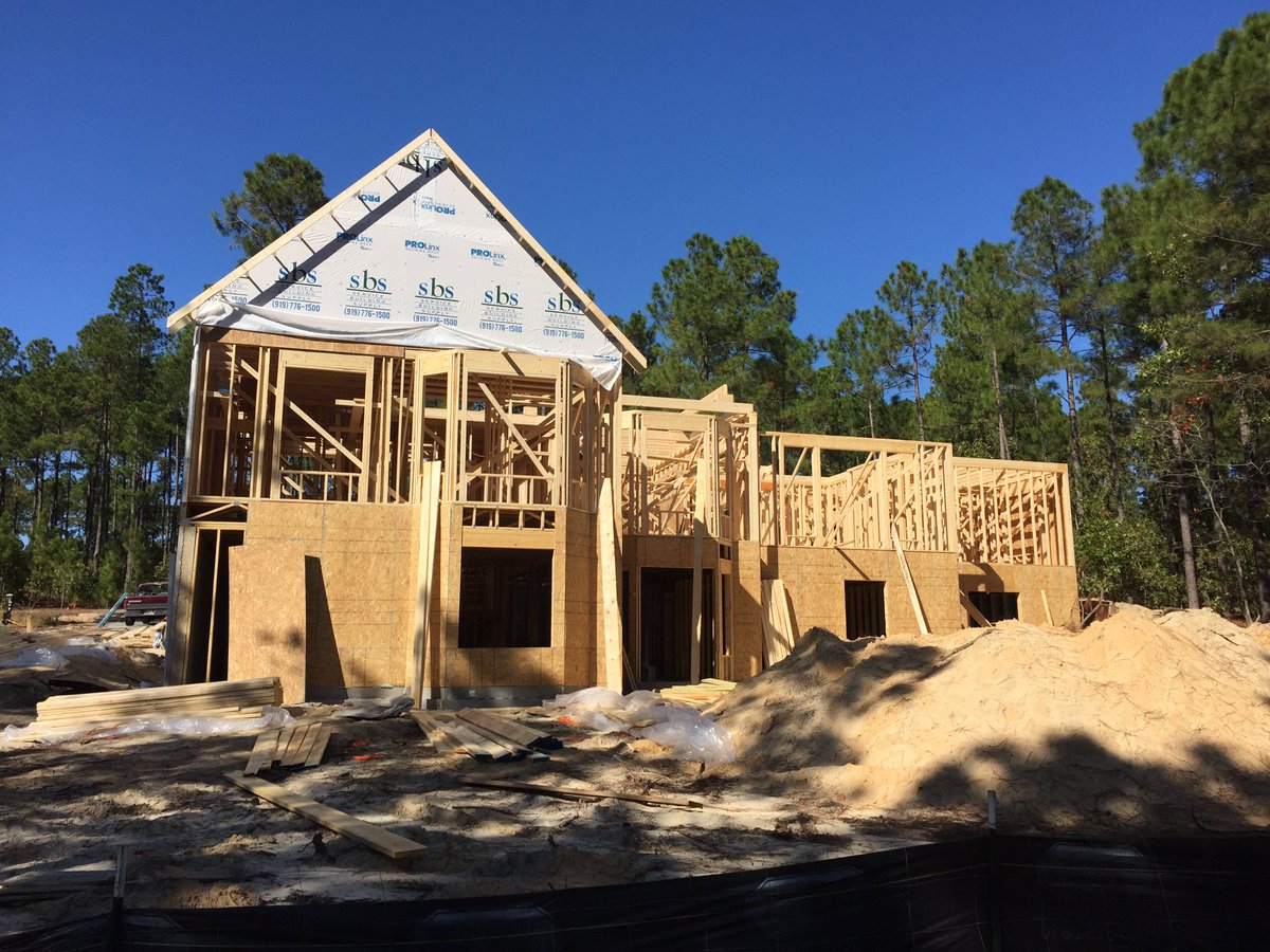 MastersPropInc's tweet photo. We love progress, especially when it's #MastersQuality ! Another dream home coming to life in #MidSouthClub https://t.co/jti6Iw8FJl
