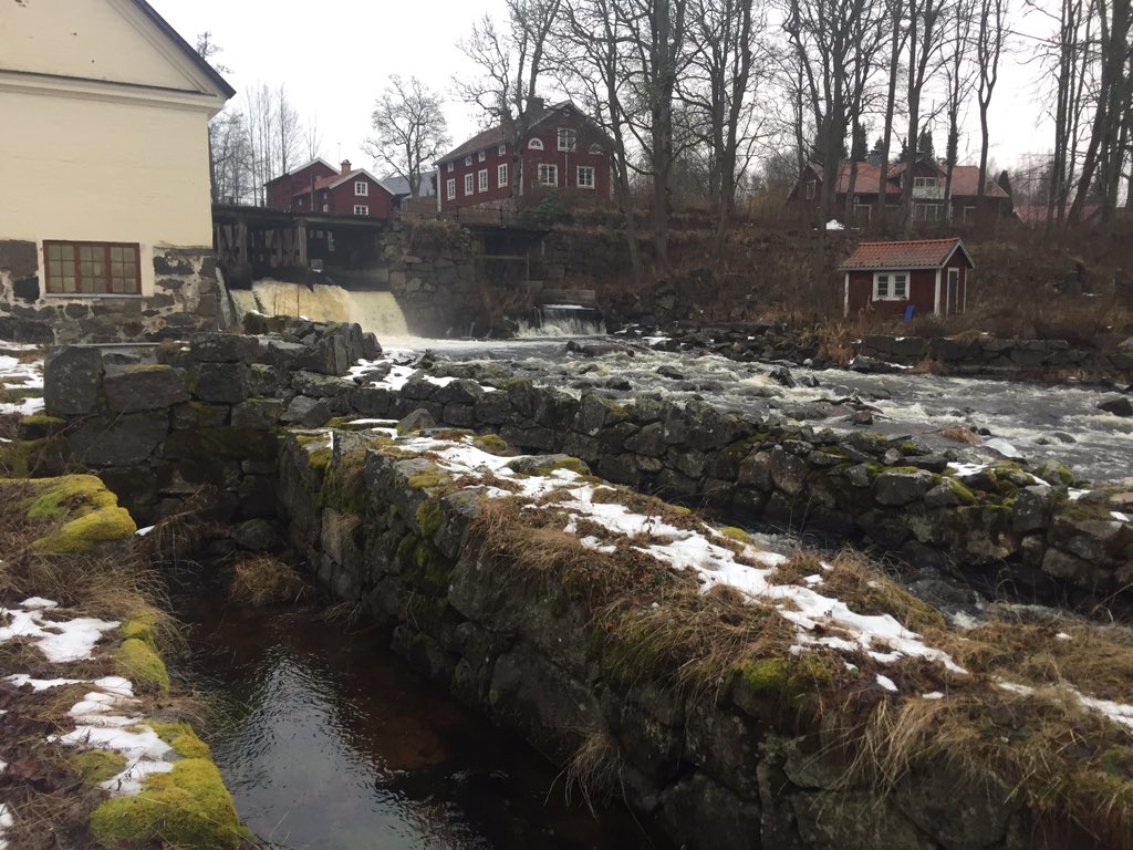 Axdorff's tweet photo. Med dottern till rivningshotade Järle kvarn som @naturvardsverk vill riva. Om @Riksantikvarie ej stoppar r hon sista generationen #skamligt https://t.co/bqiliO2GAo