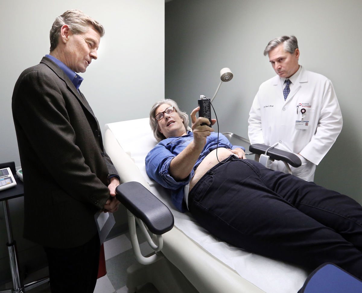 vBlocTherapy's tweet photo. The 1st #vBloc patient at @RoperStFrancis has noticed encouraging progress toward her #WeightLoss goal https://t.co/nZ2lu7rmgj #WLS #Obesity https://t.co/QvrCCSkh3k