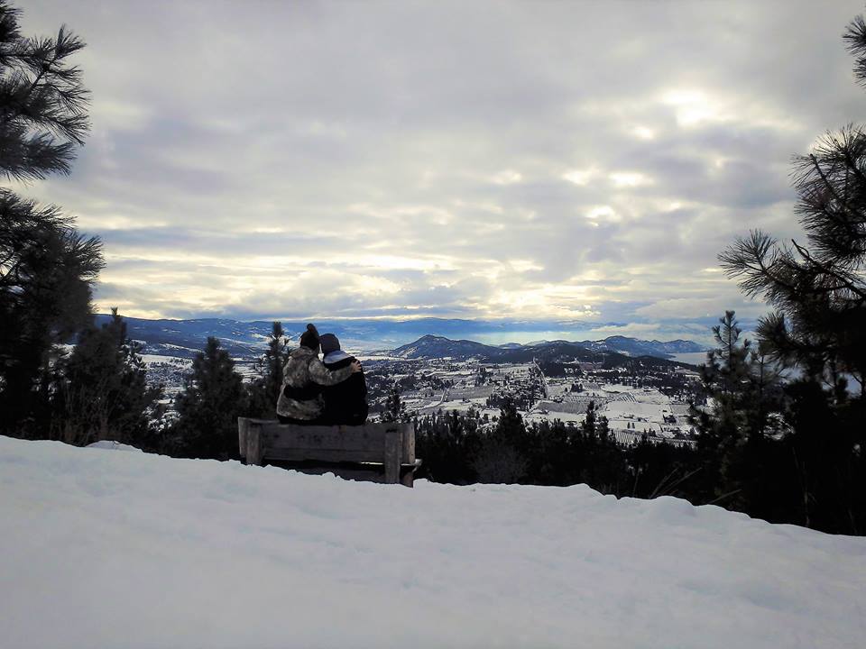 cjbowks's tweet photo. Hard to get any sort of homework done with this view. #SpionKopLookout #SpionKop #Kelowna #BritishColumbia #BC #LakeCountry #Payroll #CPA https://t.co/qjP0VqBbe3