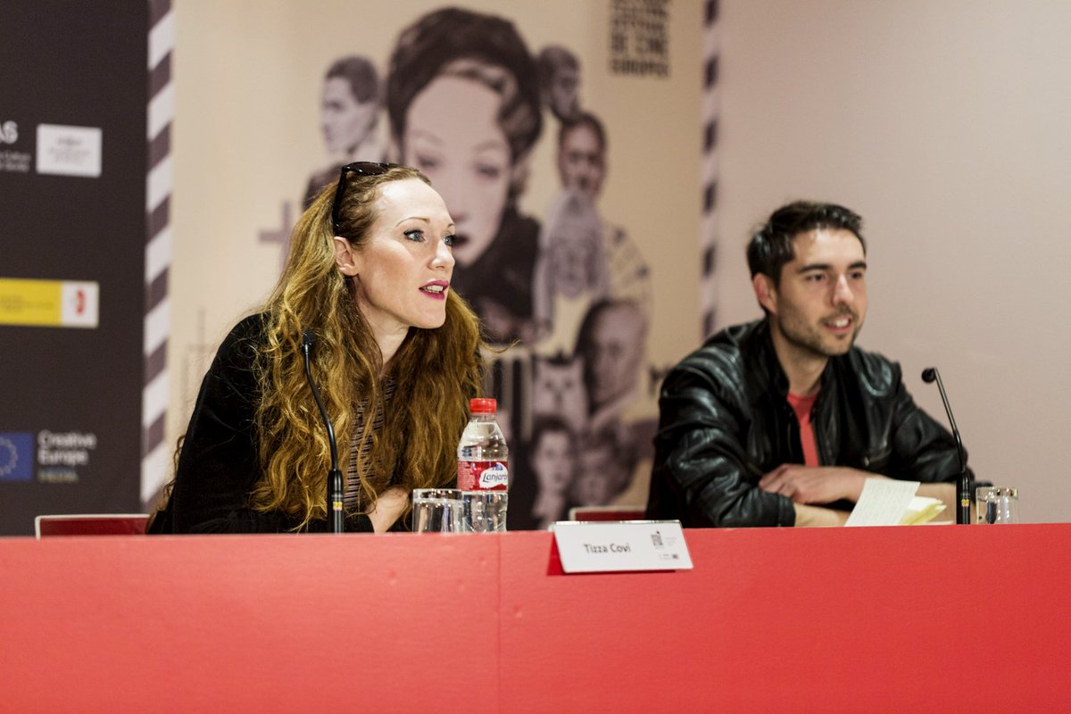 festivalsevilla's tweet photo. Tizza Covi presentando 'Mister Universo' en la pasada edición de #seff2016, ahora en @IFFR. Conexión Sevilla-Róterdam. https://t.co/HD96pFIJvq