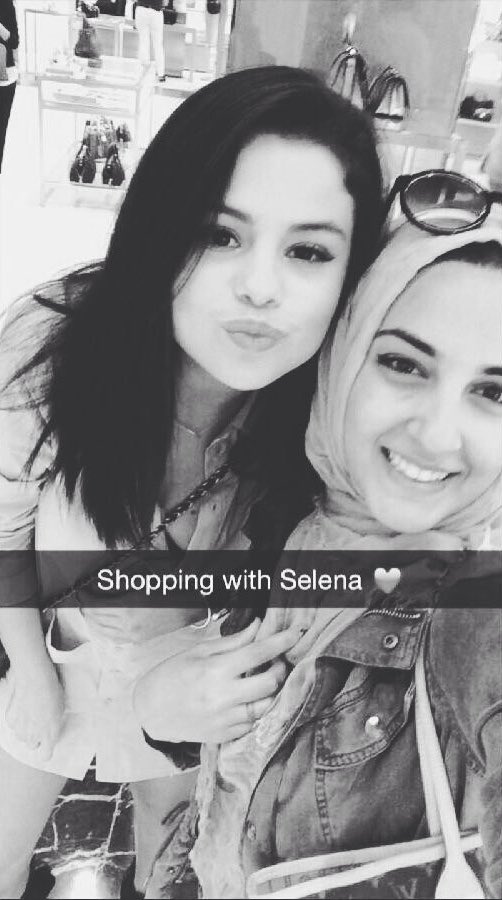 GomezSource tweet picture