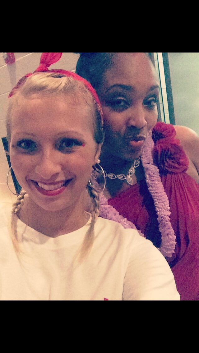 HarleyDeeee's tweet photo. #WCW Samone https://t.co/Bxh7AzFr9Z