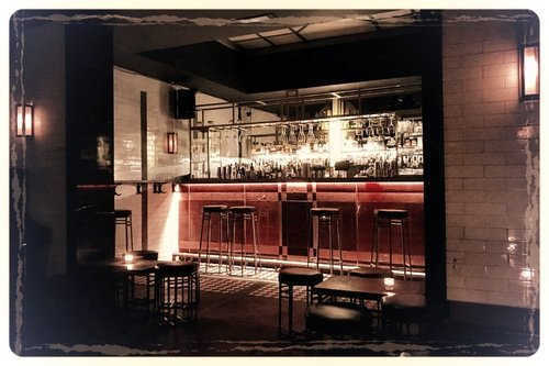 WW meets WC in Bermondsey. Intrigued? Cocktail heaven at <a href="/bermondseyarts/">Bermondsey Arts Club</a>. wallsworld.co.uk/hatsoff. #eventprofs #cocktails #blogger