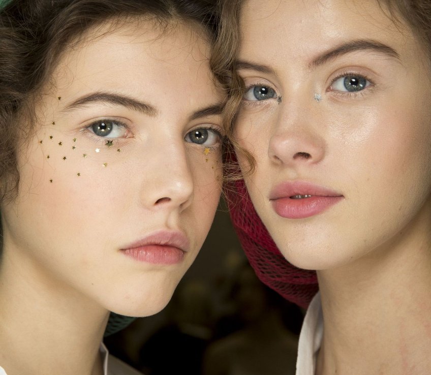 From glitter to gold stars - the best beauty from backstage at #couture: vogue.uk/luyJ9w