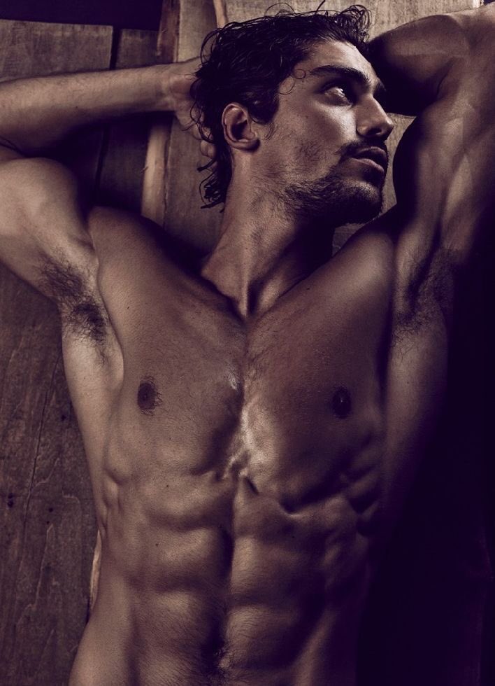 RhennaMorgan's tweet photo. Got totally tied up Tuesday-ing & lost track of time, so #TuesdayTease is gonna have to be #mancandywednesday. @juliettecross3 @collyjen https://t.co/7UdHUzCrY4