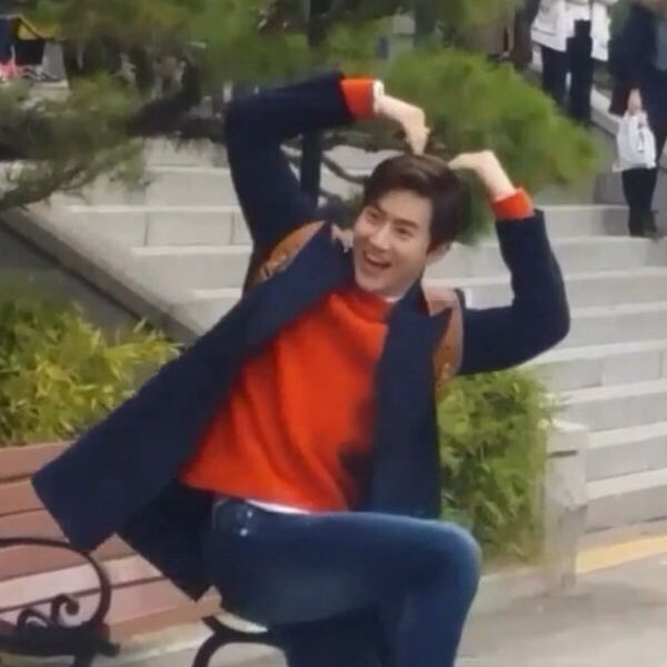 HAPPY BIRTHDAY KTITS AND ELLEN DEGENERES SUNBAENIM 