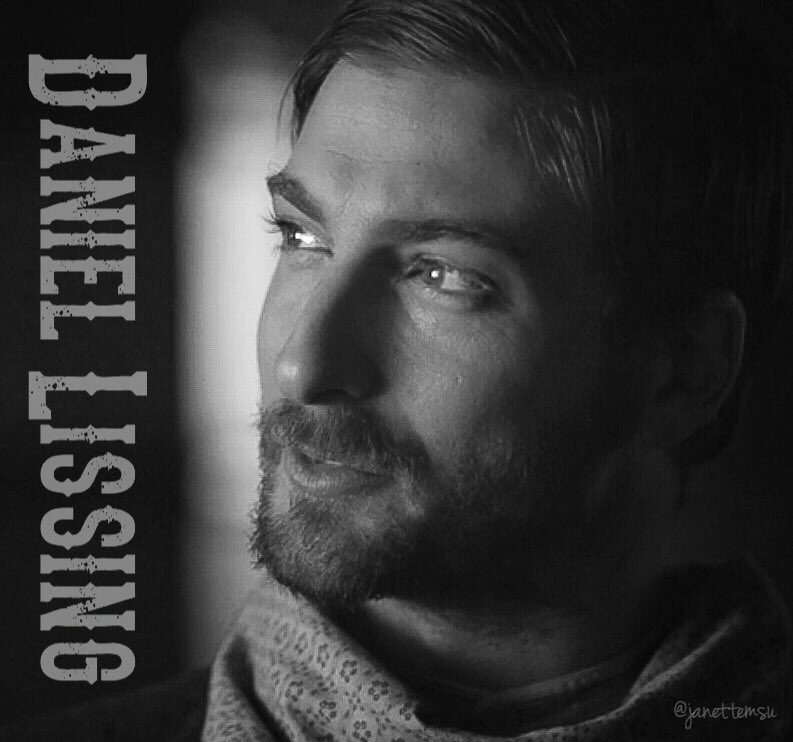 janettemsu's tweet photo. Just Dan. Aka Jesse James. Being his bad self. @DLissing @NBCTimeless #Timeless #JesseJames #Hearties #TeamJack https://t.co/CUZkgmnfvM