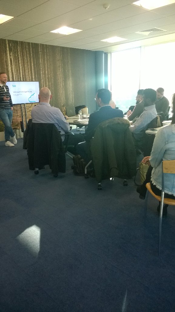 ChrisKearnso2's tweet photo. @Sam_Cook_1986 @nikchandler Thanks for coming into todays #SMBworkshop to share box insights !! https://t.co/1MLLCd12vD