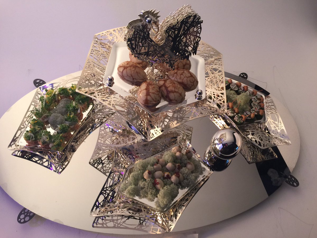 Here is the first theme on a tray from team Estonia ! #bocusedor #bocusedor30