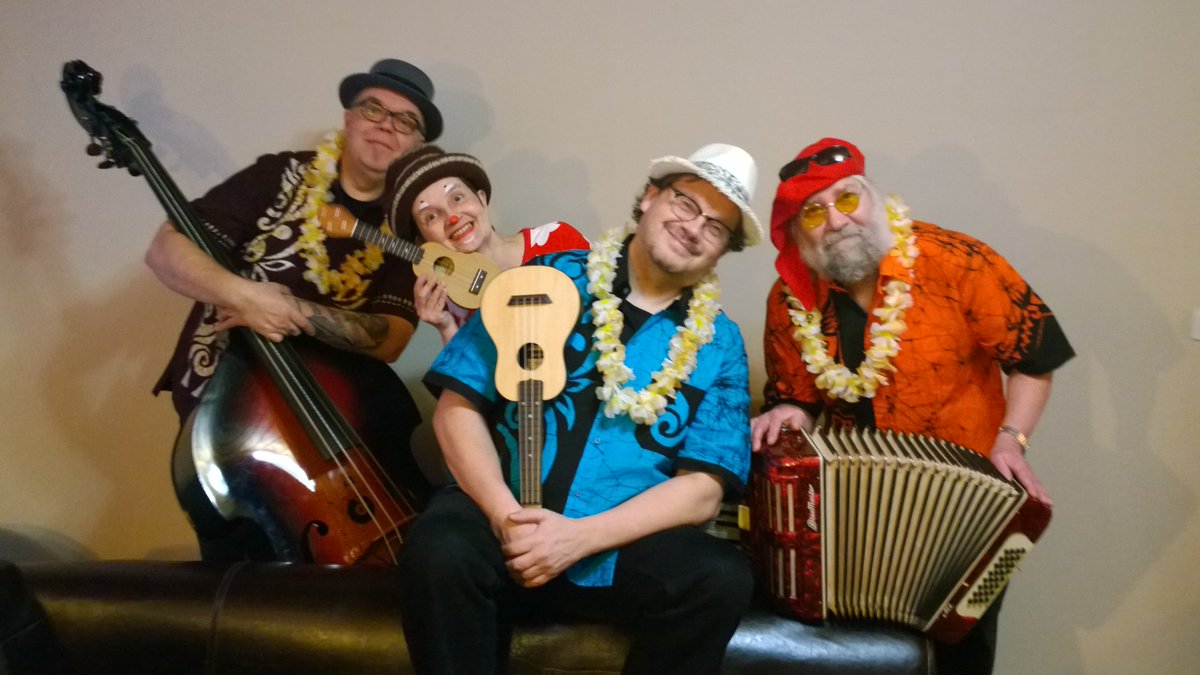 Kamuliitto's tweet photo. Samuelin Poloneesi 45 vuotta 10.-12.3.2017 Kuopiossa https://t.co/DuMGzksgVs … #kuopio #kansanmusiikki #musiikki #savo #pelimanni https://t.co/f594XPtjYw