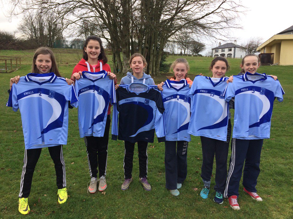 kilmanaghns's tweet photo. Our new Girls Jerseys arrived today! Thanks to Parents Council for sponsoring &amp; our Student Council for designing 👏🏻 https://t.co/nwB15AaTAK