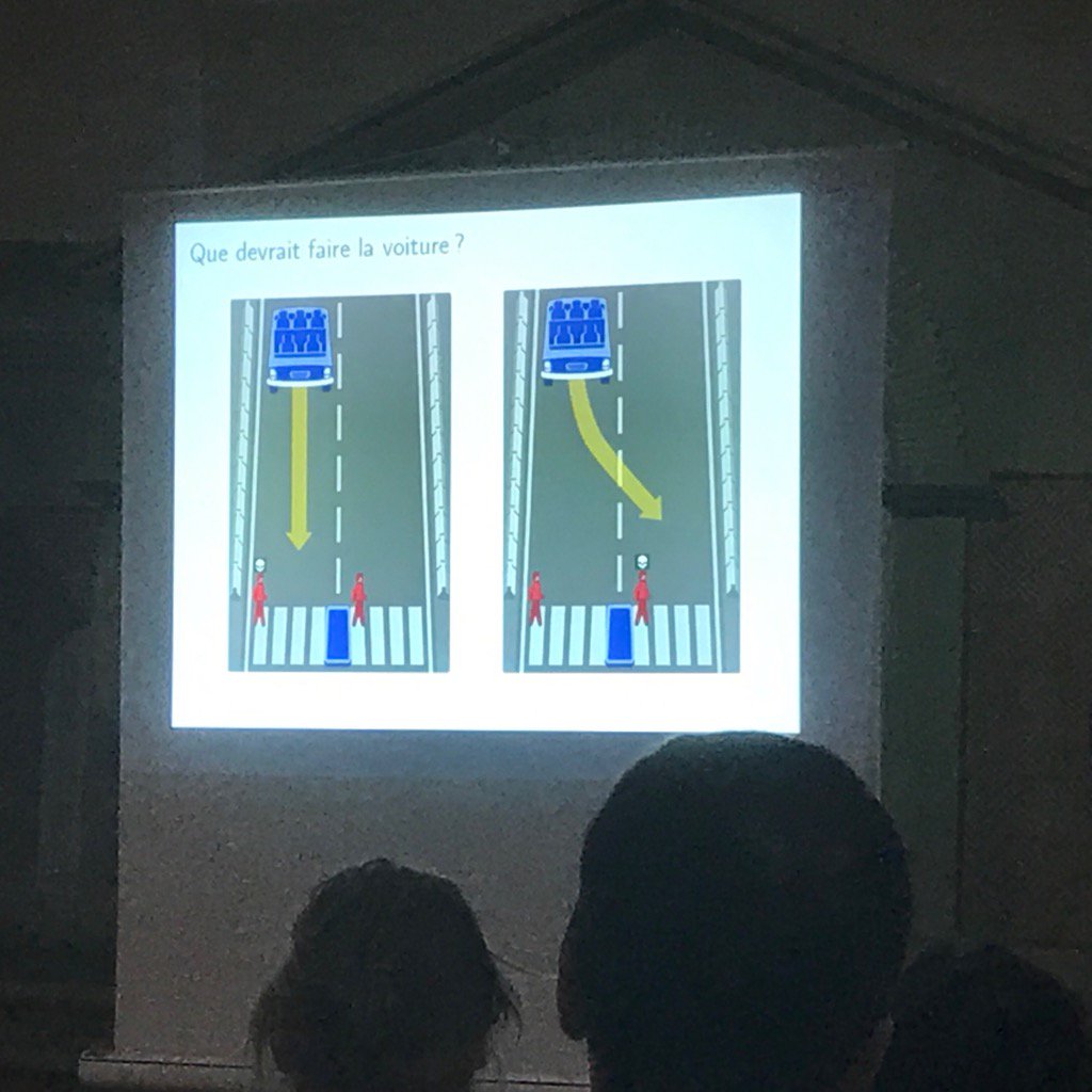 orovellotti's tweet photo. Qui doit on écraser ? #Robotics #decryptageo2017 https://t.co/zODir2vUHd
