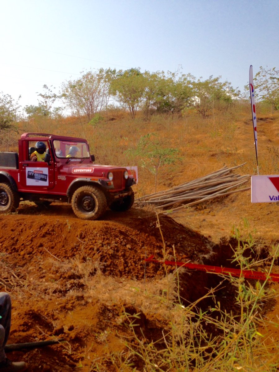 MahindraAdvntr's tweet photo. The showdown has ended!  Stay tuned to know who walks away with the #OffroadingTrophy2017 title. https://t.co/2dbX6coggG