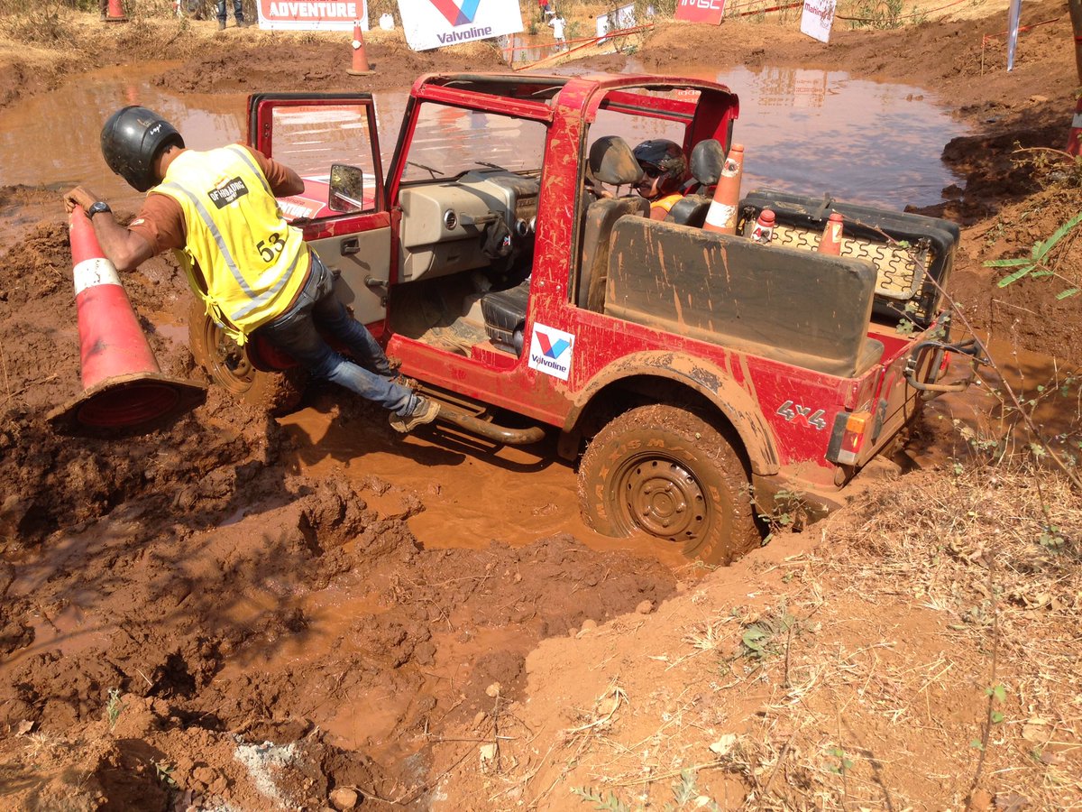 MahindraAdvntr's tweet photo. The showdown has ended!  Stay tuned to know who walks away with the #OffroadingTrophy2017 title. https://t.co/2dbX6coggG