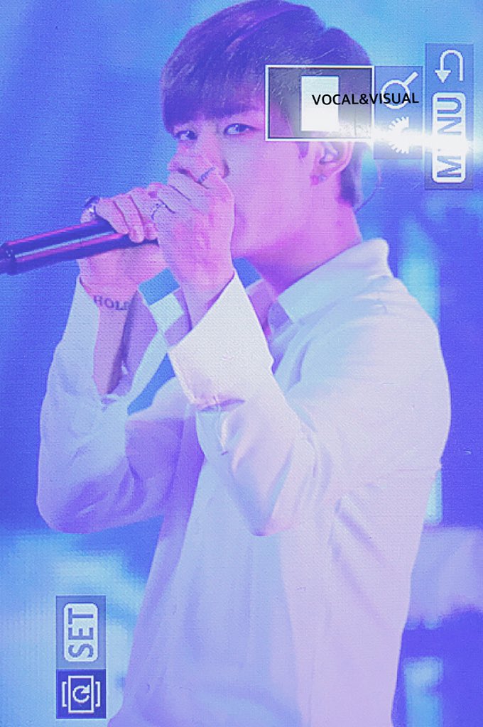 Vocal_Visual's tweet photo. 170125 #대현 @BAP_Daehyun ❤️🎵 https://t.co/TjWlPZ0qNT