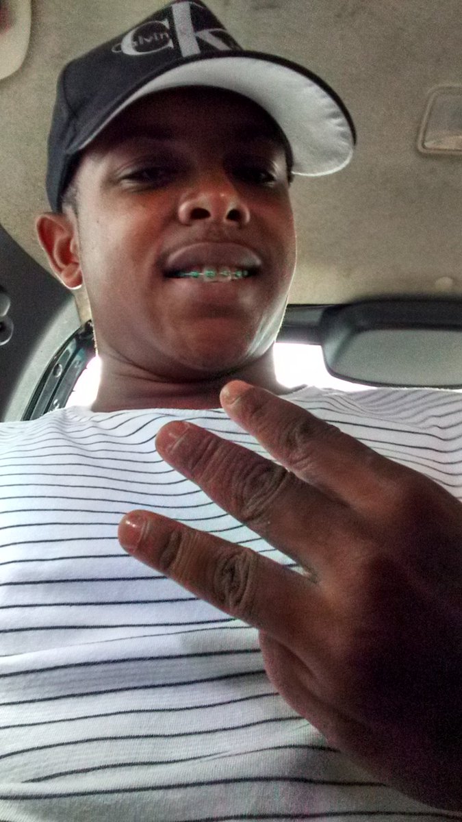 Junior99461551's tweet photo. Muito Obrigado Por Mais Um Diia Abençoado . 🙋🙌

#DeusSabeDeToodasAsCooisas .. 🙌😘 https://t.co/awOJtF8H5F