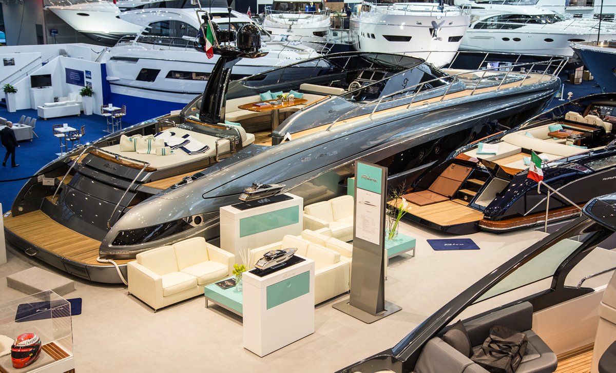 RivaYacht's tweet image. Be delighted at the #Boot2017 by the Riva 63' Virtus and the #Rivamare
