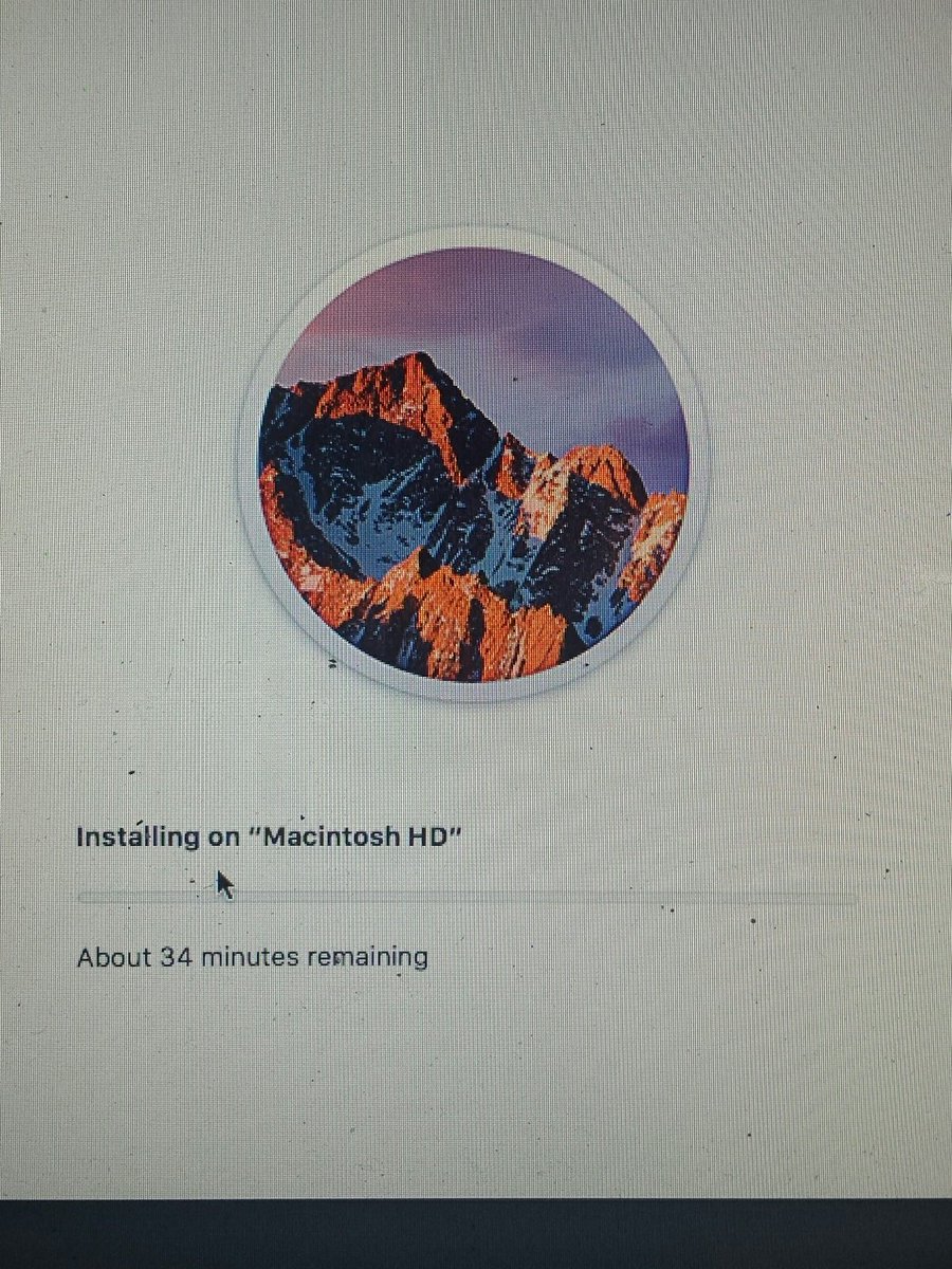 NegusRick's tweet photo. OK guess I'll go make those #frybakes nothing but time #installingOsx #ThisIsUs #wednesdaywisdom #osx #waiting https://t.co/nKnx679206