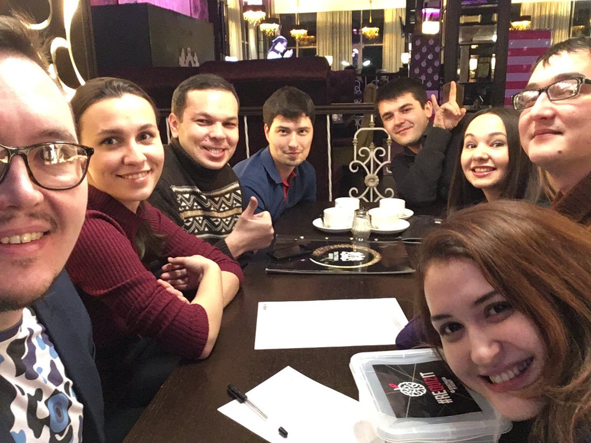 Agdeev's tweet photo. Команда в сборе #твирт#kazan @Agdeev @AlmazAktanysh @FaridZaripov @artemkazan88 @FrauNurieva @Tatarhenok2 @lianka_bad @drodendroll #ReQuizit https://t.co/v8KTptVqO4