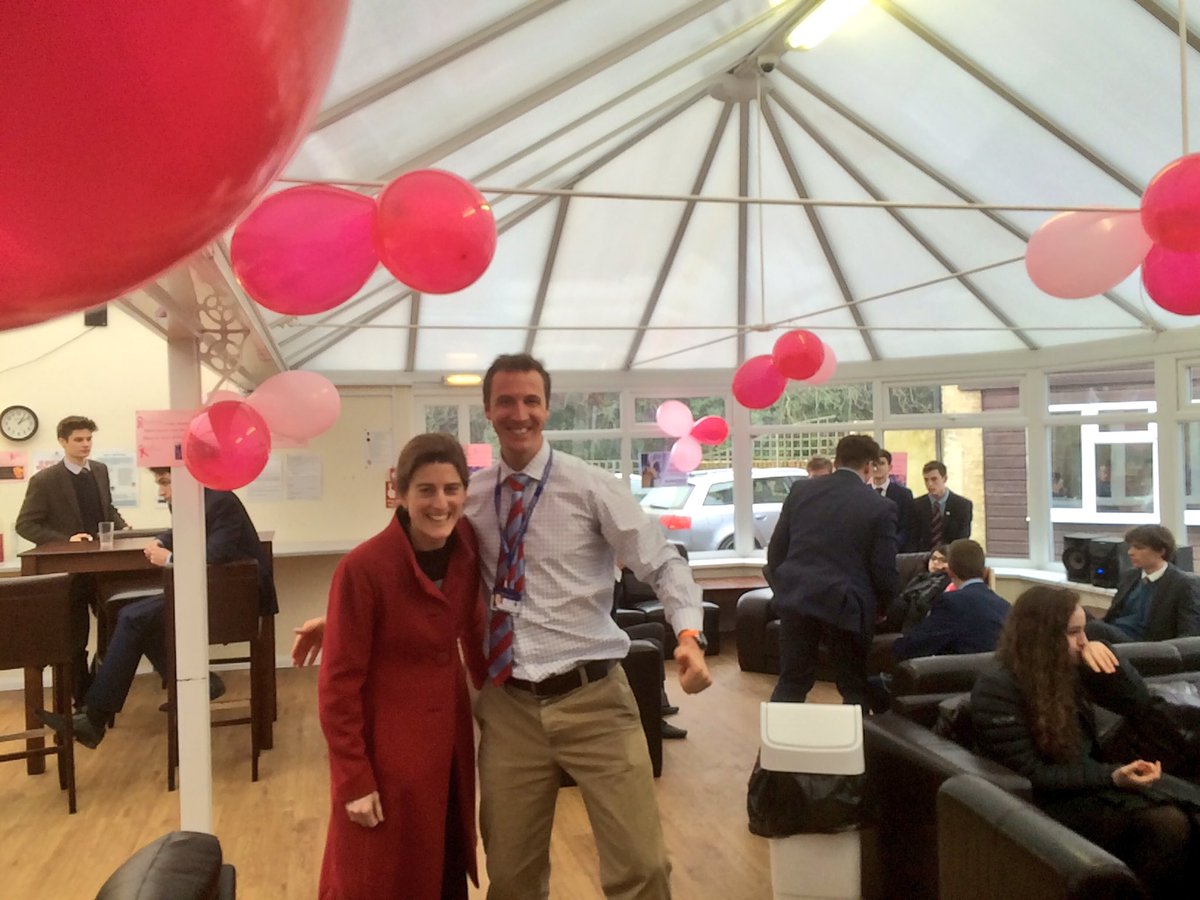 _Ramshill's tweet photo. Preparations for Pink Week are underway. Raising awareness of women's health issues. https://t.co/G7xo3yluSi