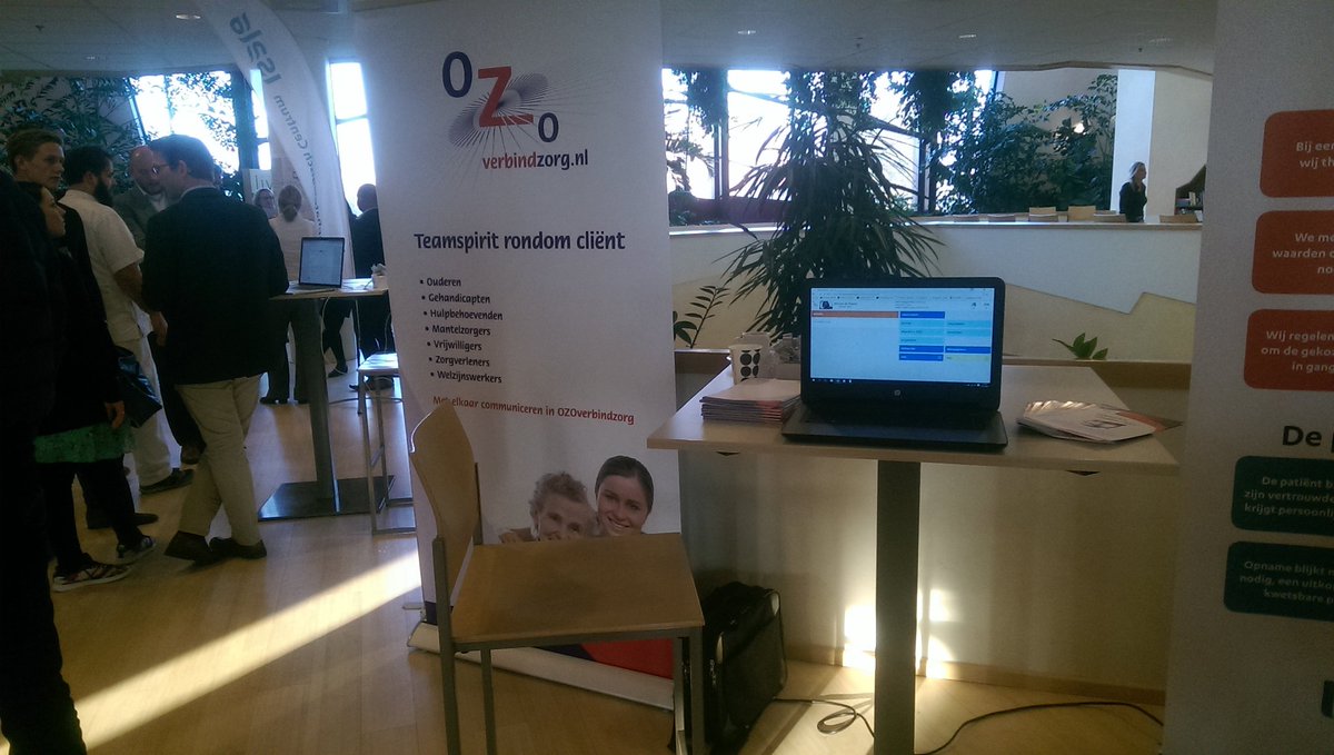 LdeGelder1988's tweet photo. @OZOverbindzorg aanwezig in @IsalaZiekenhuis voor #ehealthweek2017 https://t.co/sEinzngi9d