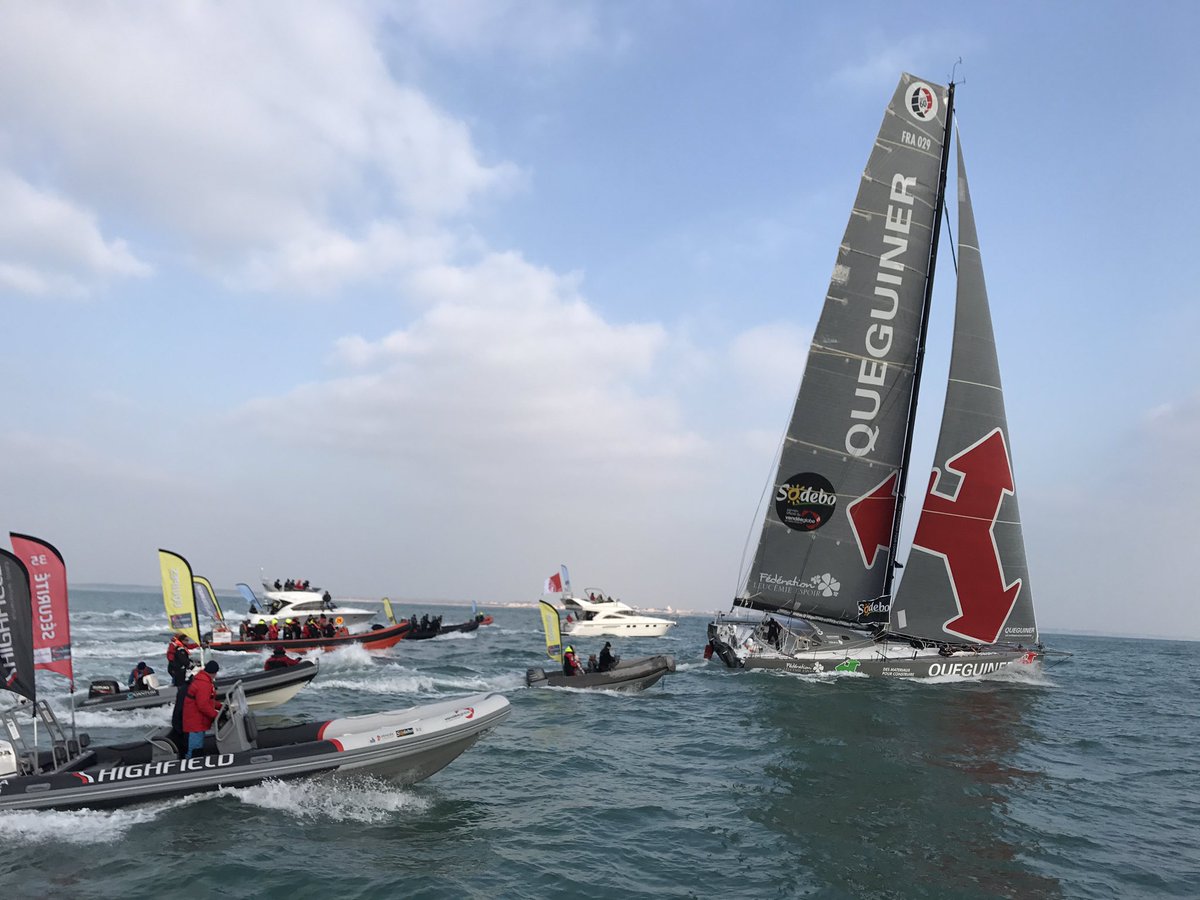 fannylesbros's tweet photo. Après #JeanpierreDick, c'est #YannEliès qui arrive aux Sables d'Olonnes Et bientôt Le Cam #VendeeGlobe Tour du Monde en 80 jours !! https://t.co/1ky9W5cgva